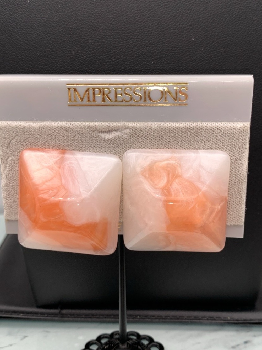 Vintage NOS Impressions chunky Peach Swirl Square Clip-On Earrings